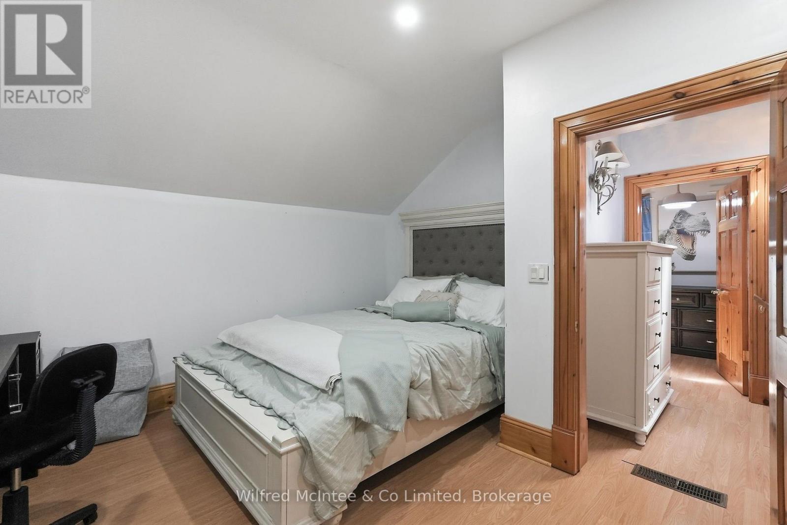 27 5TH STREET NW - 23