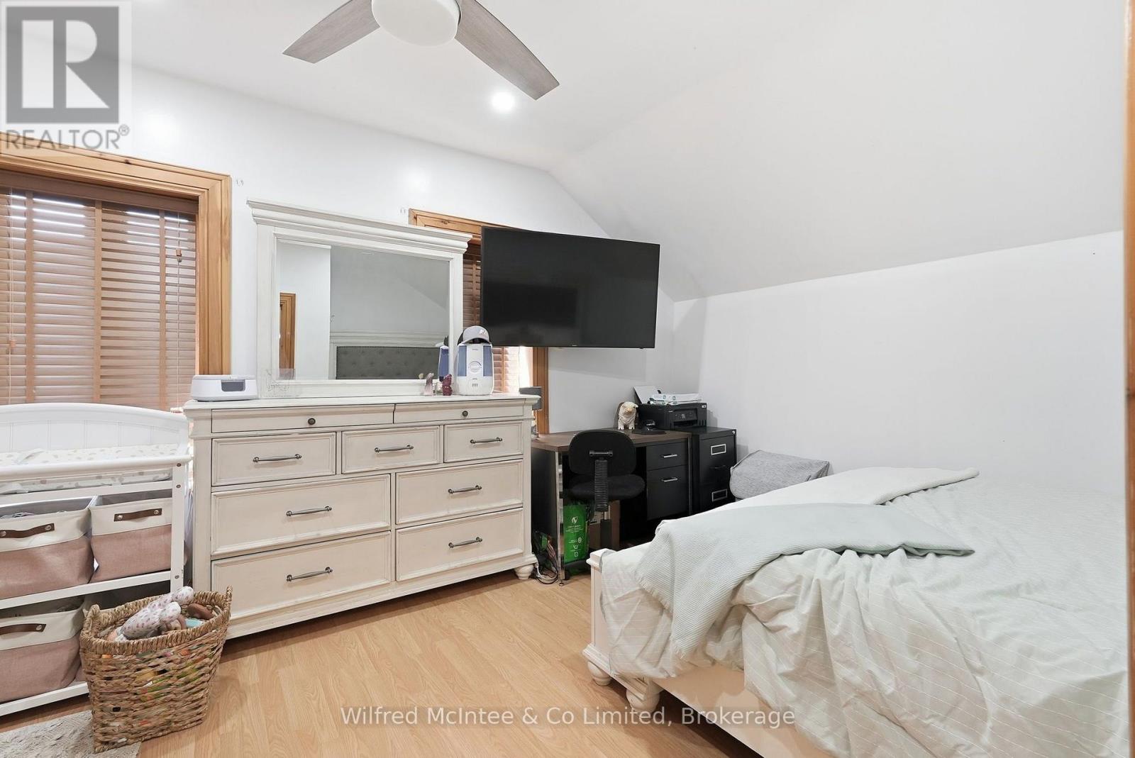27 5TH STREET NW - 24