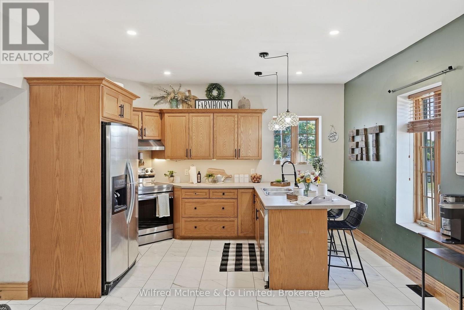 27 5TH STREET NW - 8