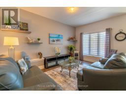 154 Macintosh Drive, Georgian Bluffs, ON N0H1S0 Photo 11