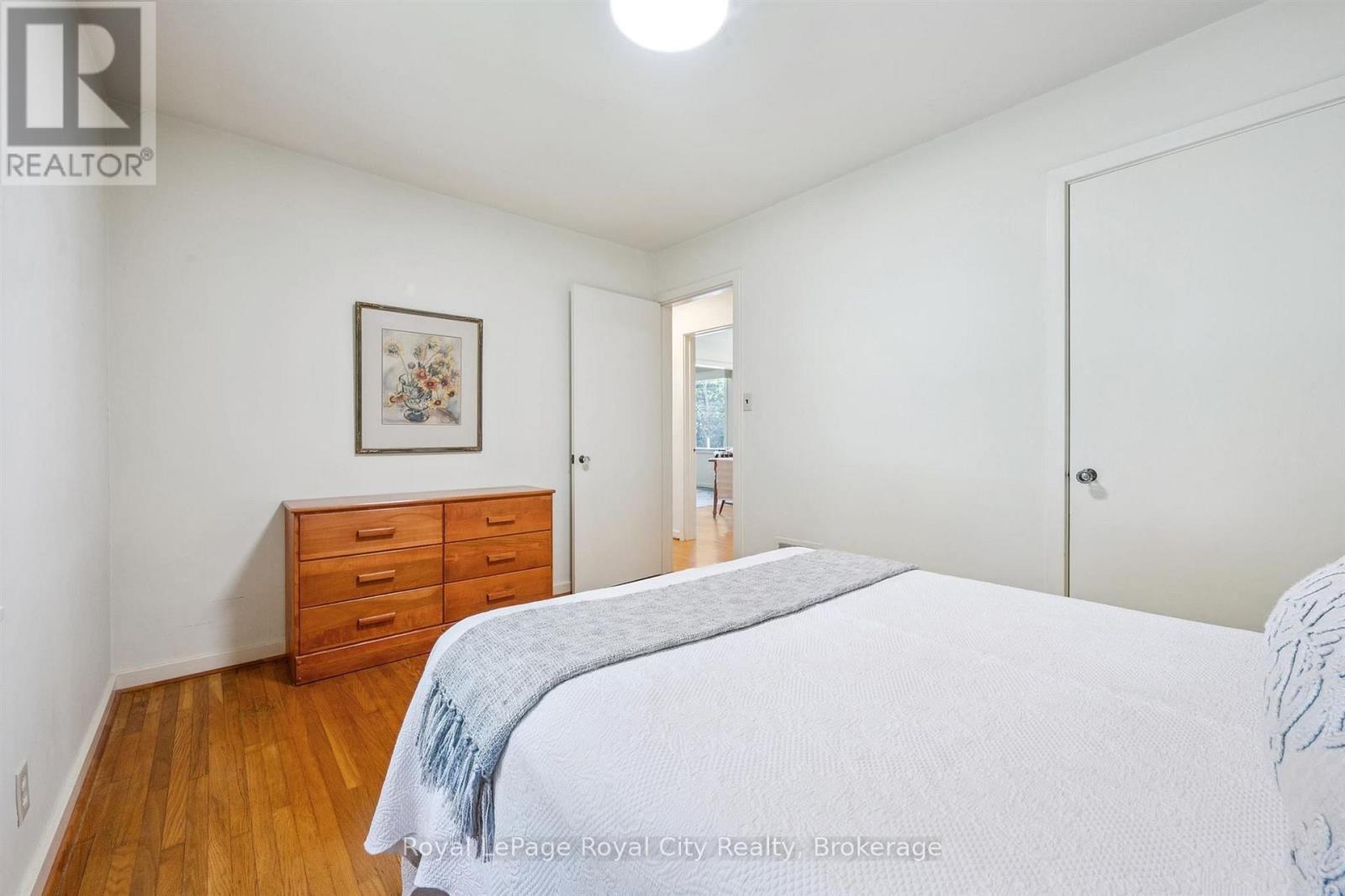 31 TORRANCE CRESCENT - 21