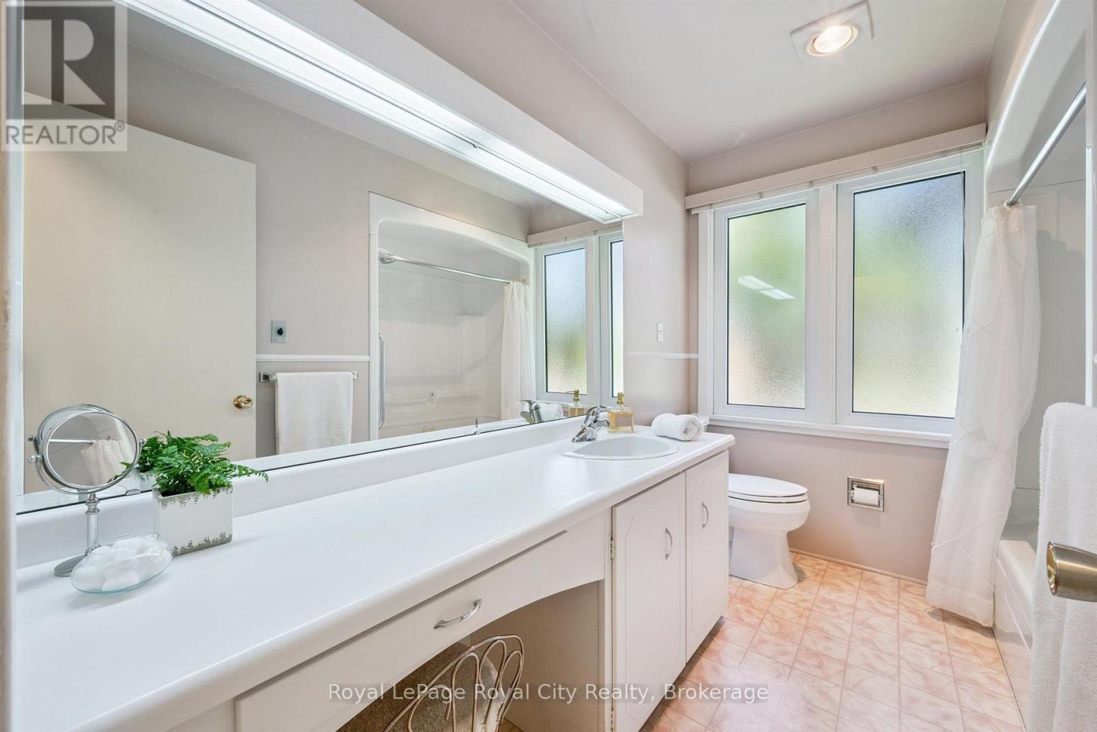 31 TORRANCE CRESCENT - Image 22