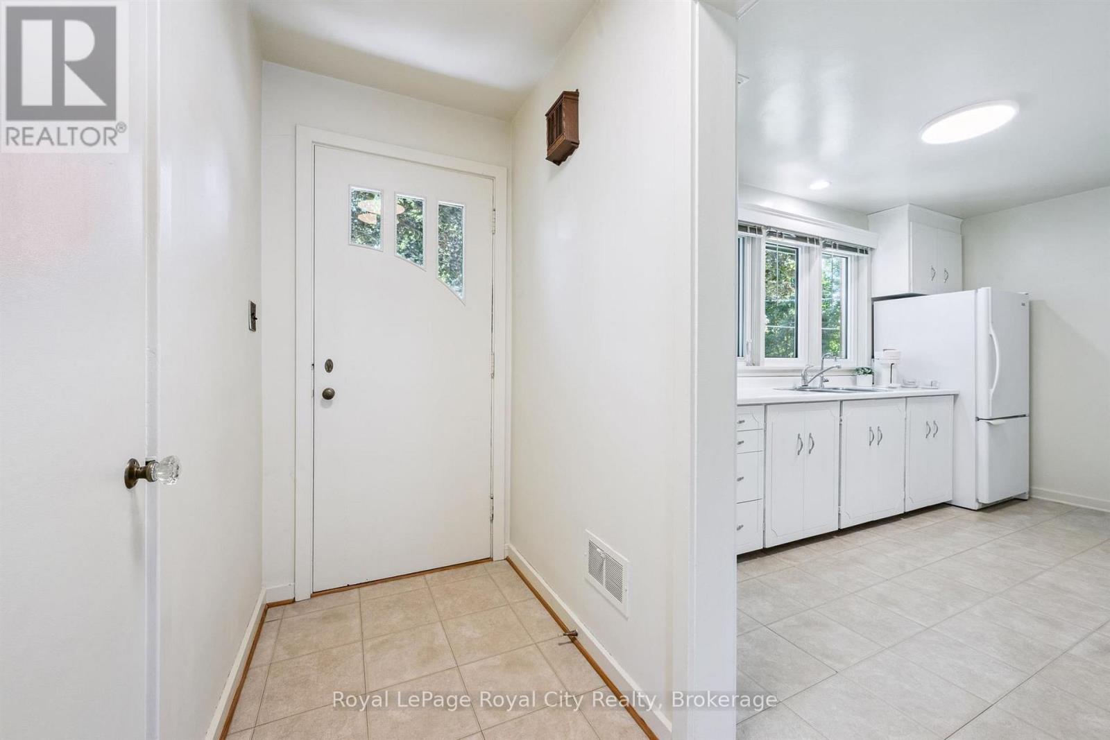 31 TORRANCE CRESCENT - Image 7