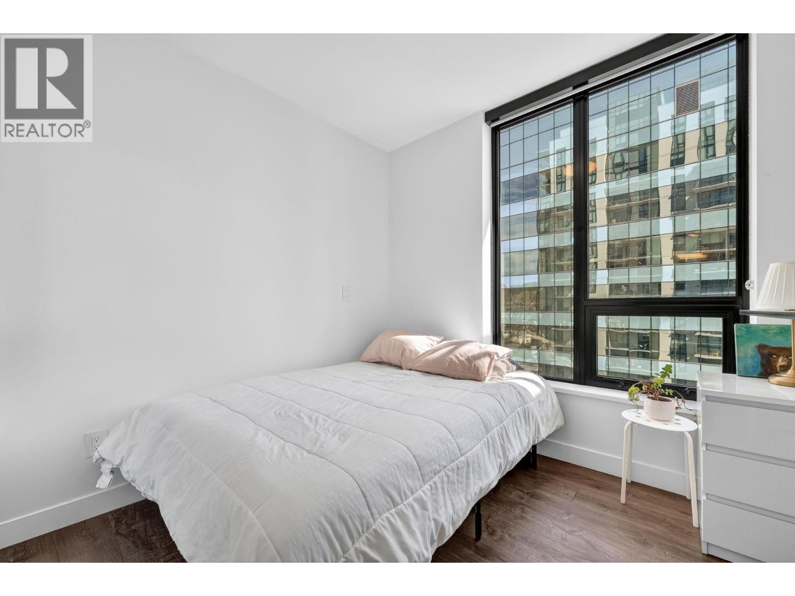 #1505 1471 St Paul Street - Image 30