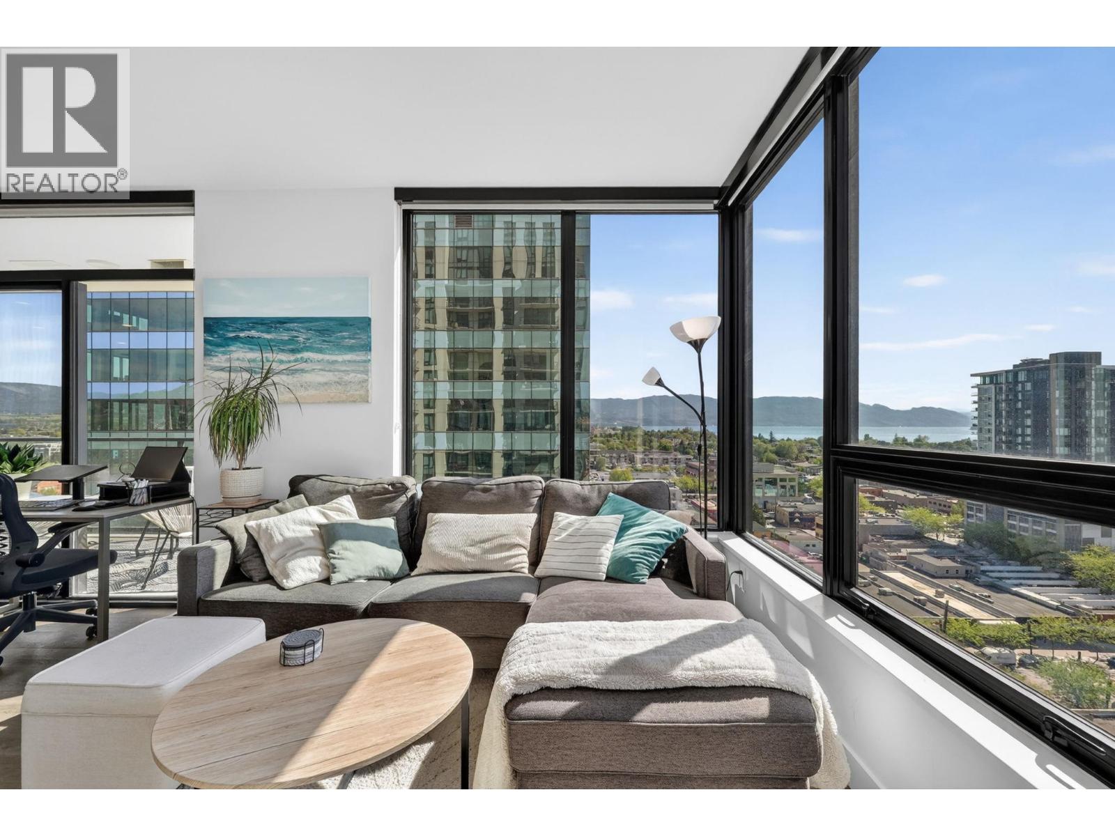 #1505 1471 St Paul Street - 5