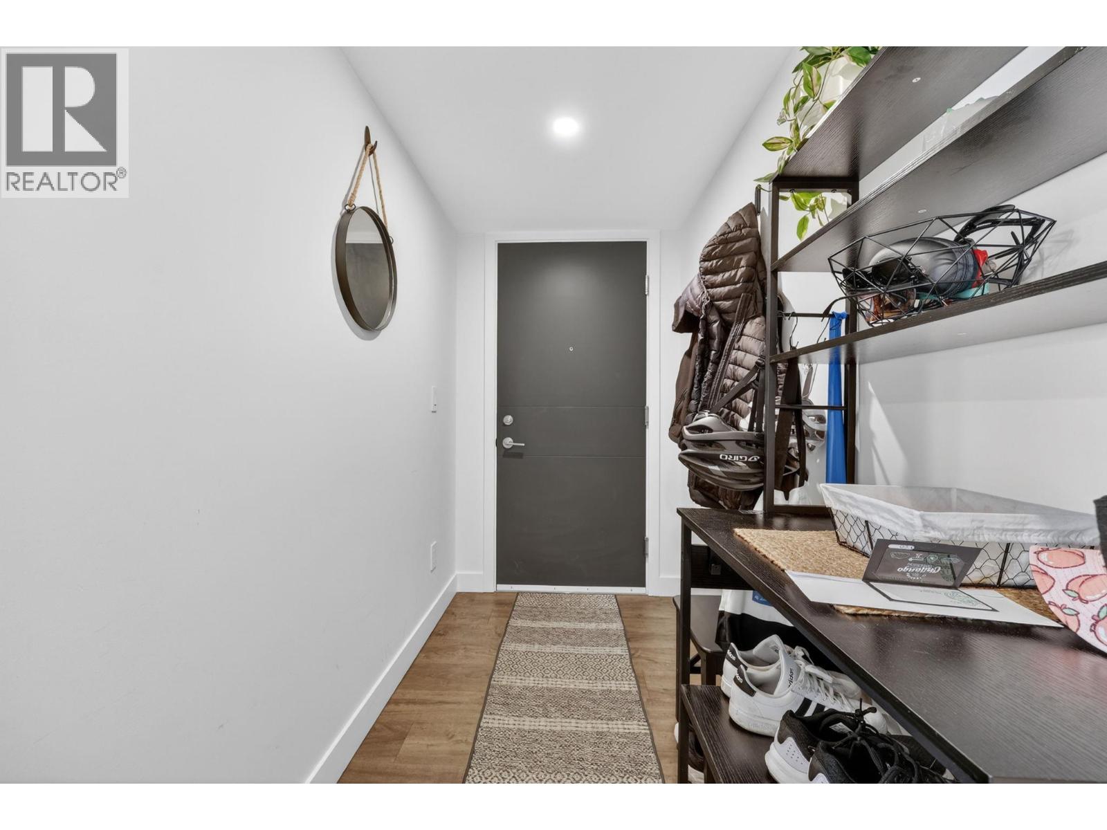 #1505 1471 St Paul Street - Image 35