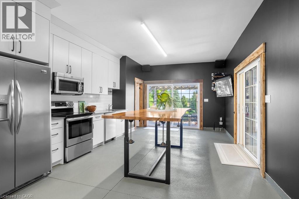 825946 TOWNSHIP ROAD 8 - 36