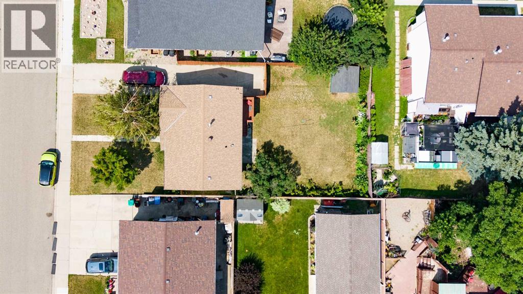 1031 Cameron Road  S - Image 3