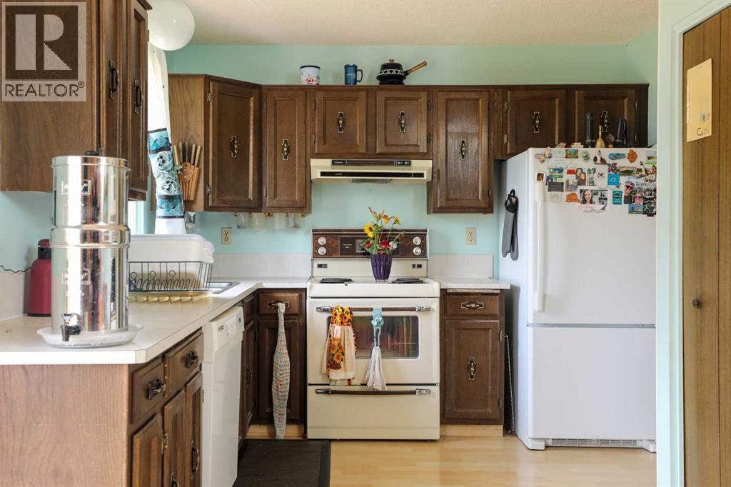 1031 Cameron Road  S - Image 5