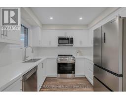 Sunroom - 62 Keegan Crescent, Toronto, ON M3J1G2 Photo 10