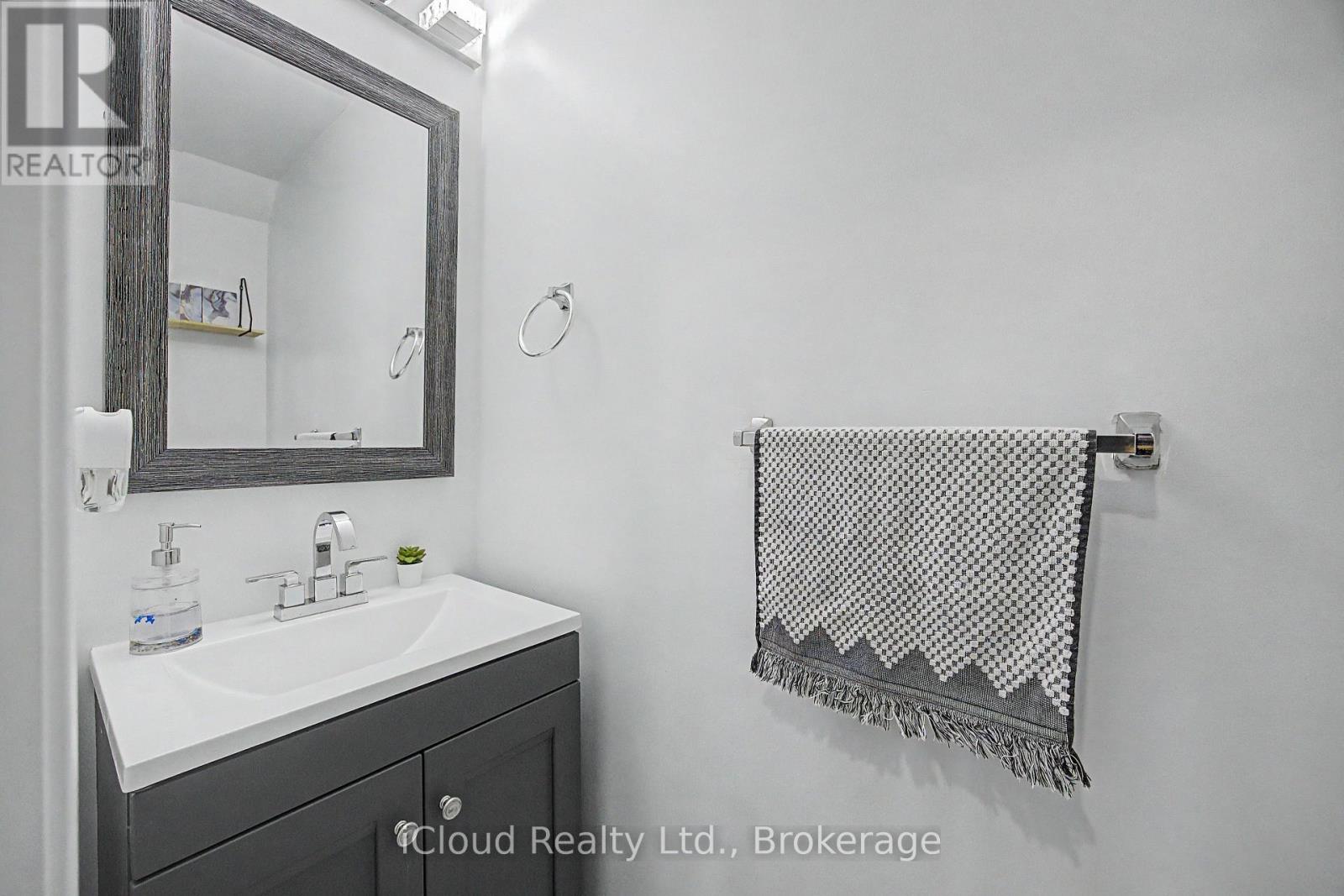 #6 180 HOWDEN BOULEVARD - 13