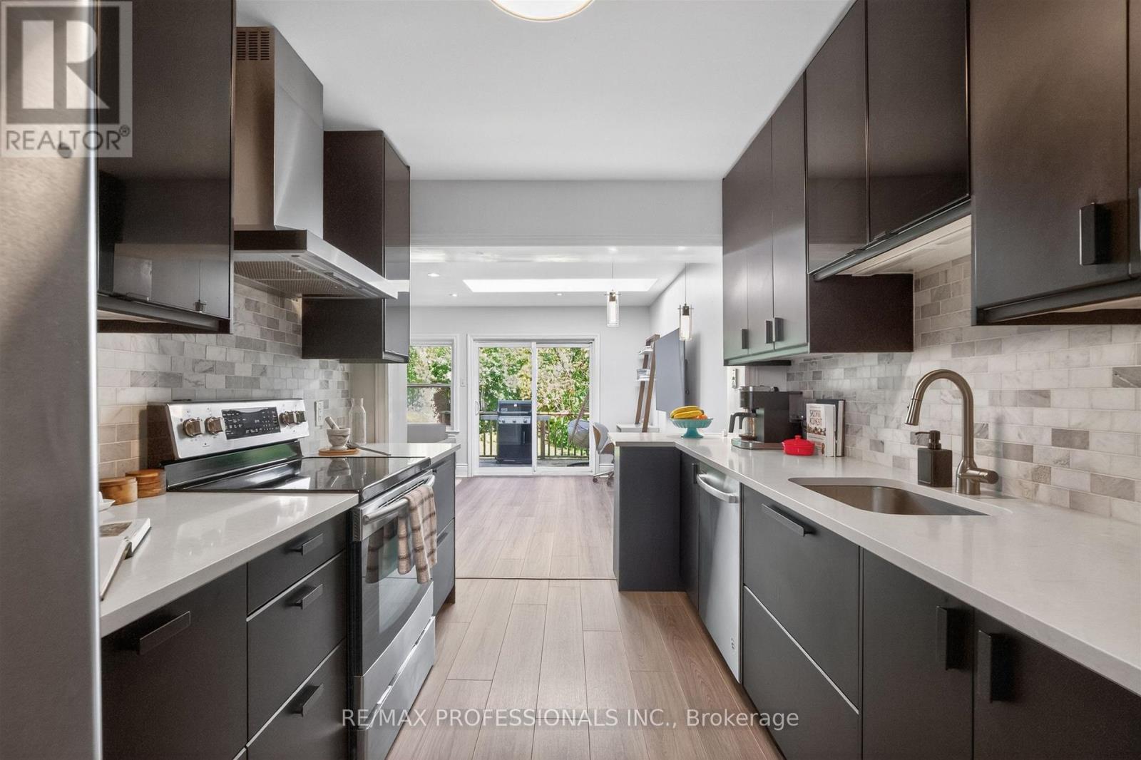 69 SKYLARK ROAD - 21