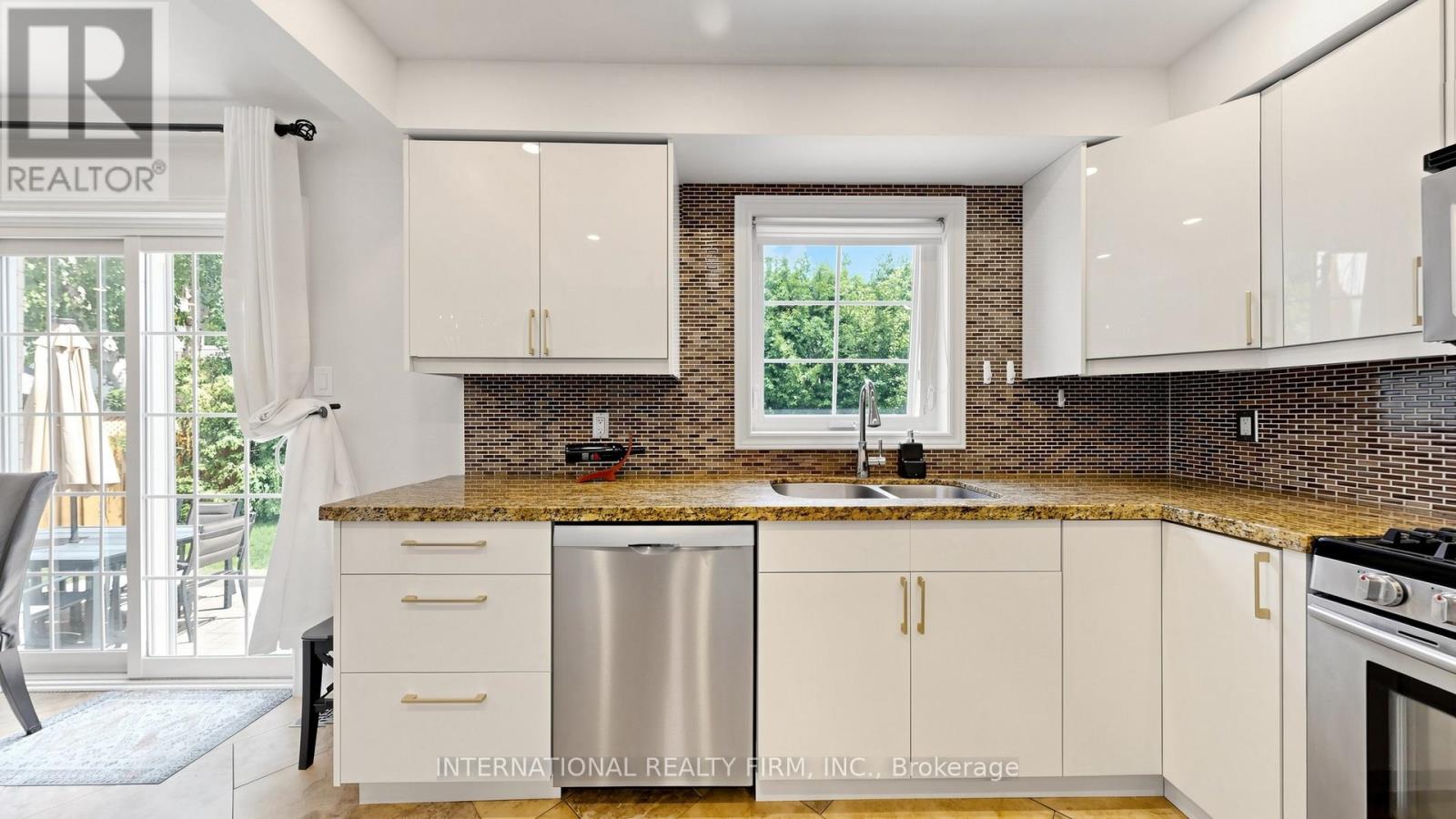 3180 PEBBLEWOOD ROAD - 12