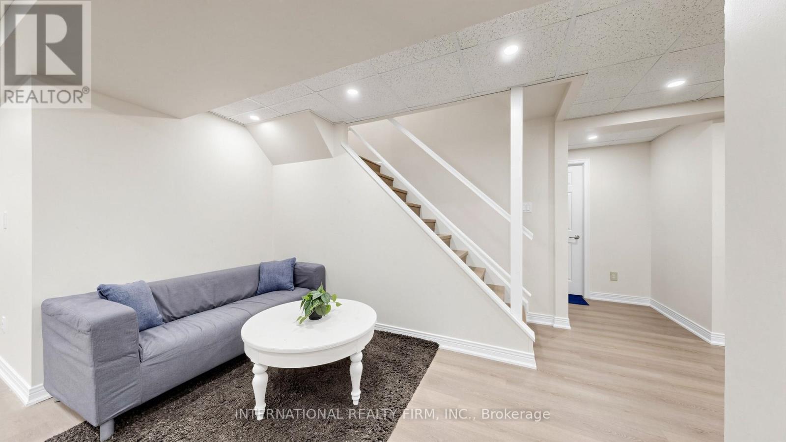 3180 PEBBLEWOOD ROAD - 33