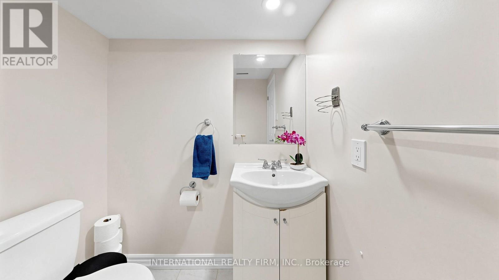 3180 PEBBLEWOOD ROAD - 35