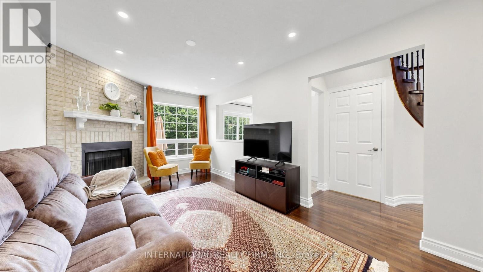 3180 PEBBLEWOOD ROAD - 8
