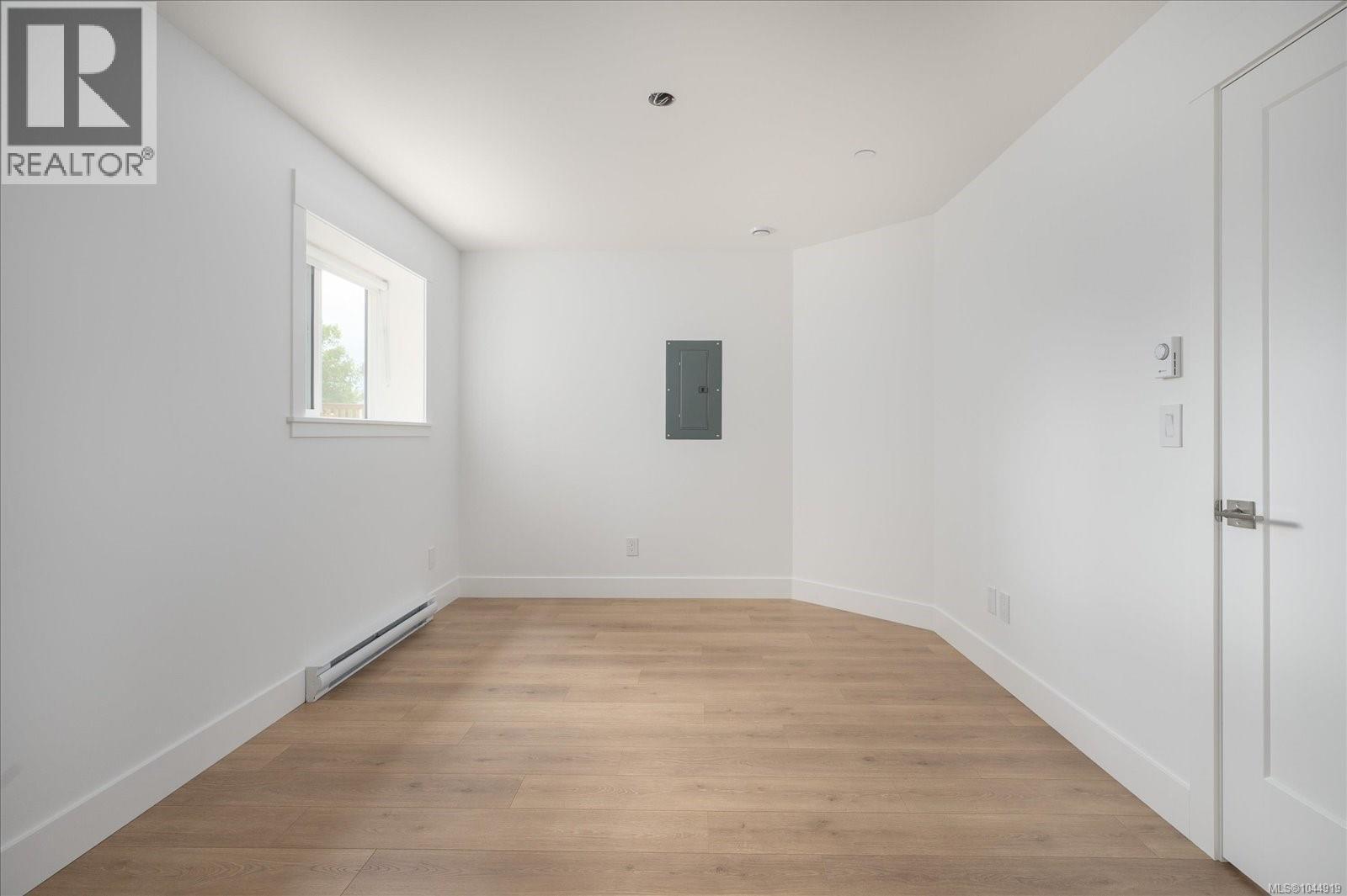 3800 Marjorie Way - 35