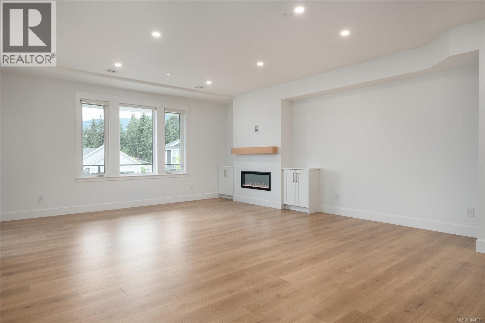 3800 Marjorie Way - 7