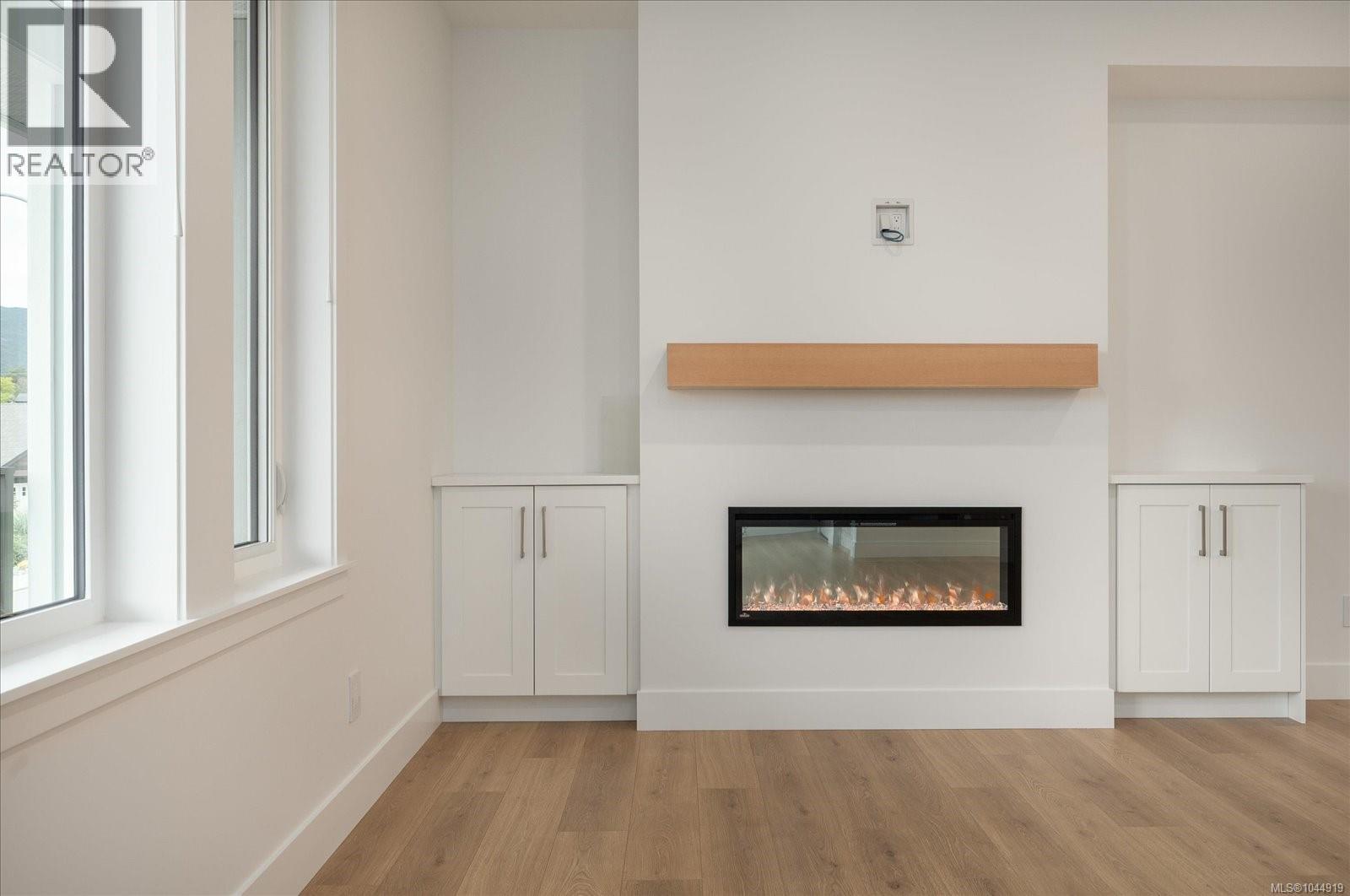 3800 Marjorie Way - Image 6