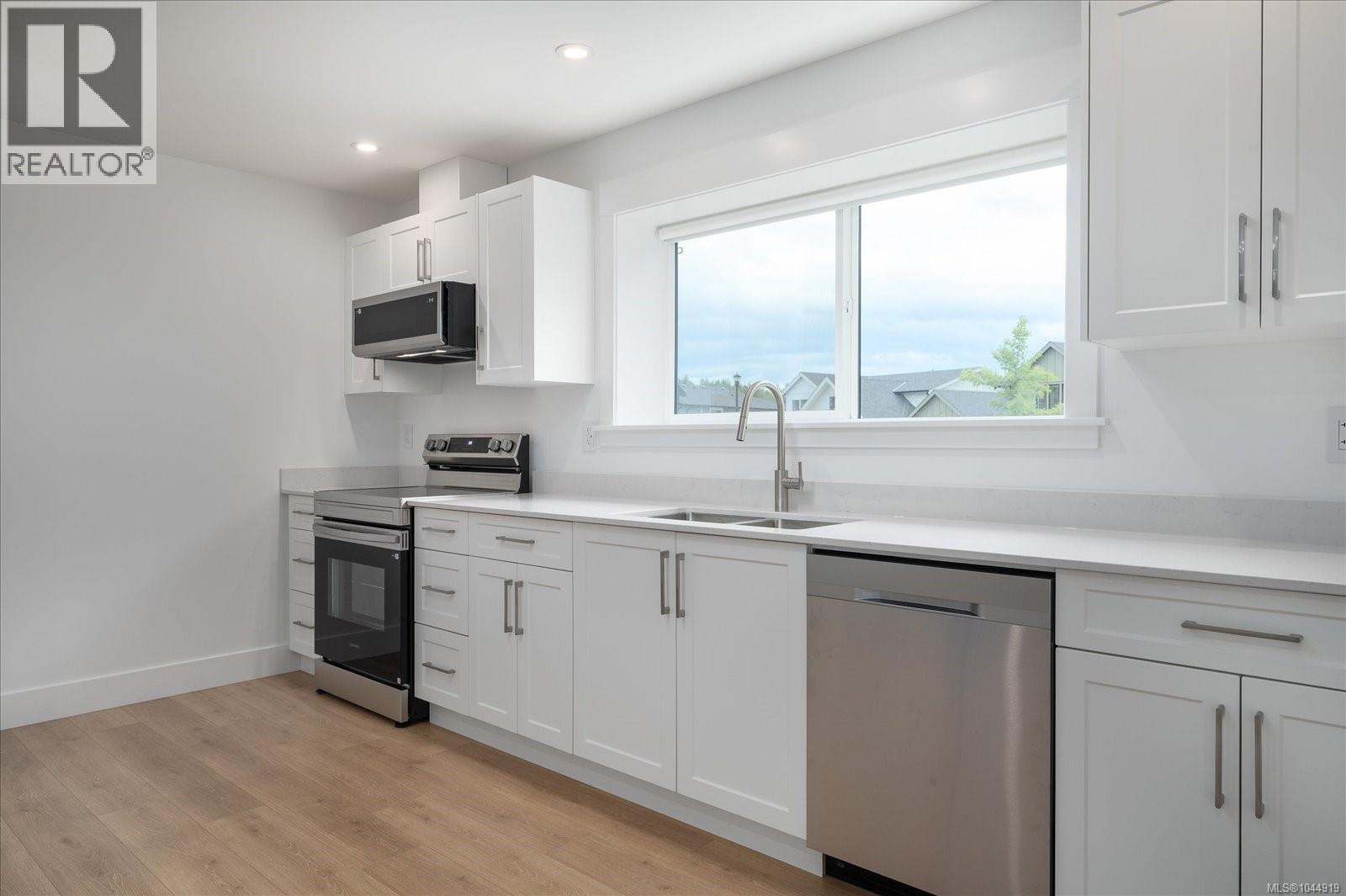 3800 Marjorie Way - 31