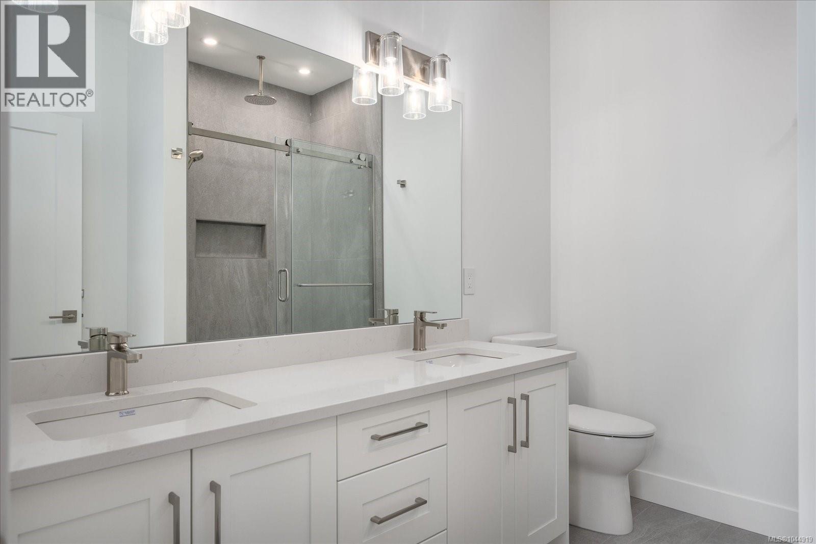3800 Marjorie Way - 21