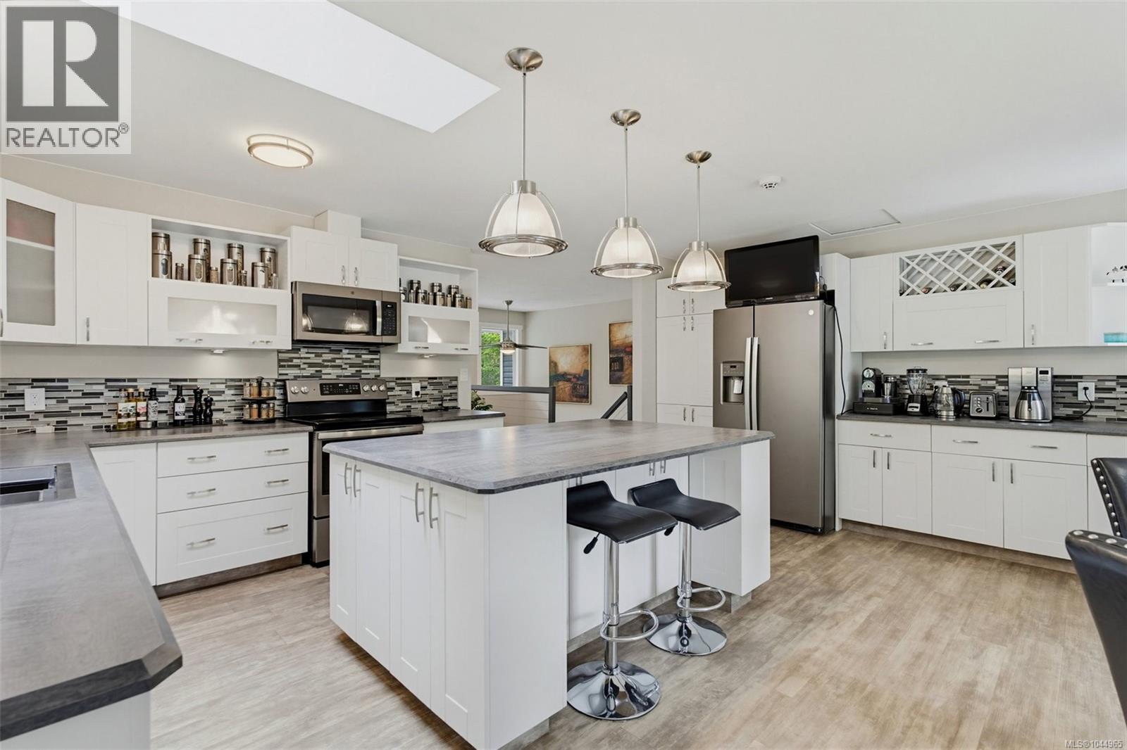 7910 Tugwell Rd - 26