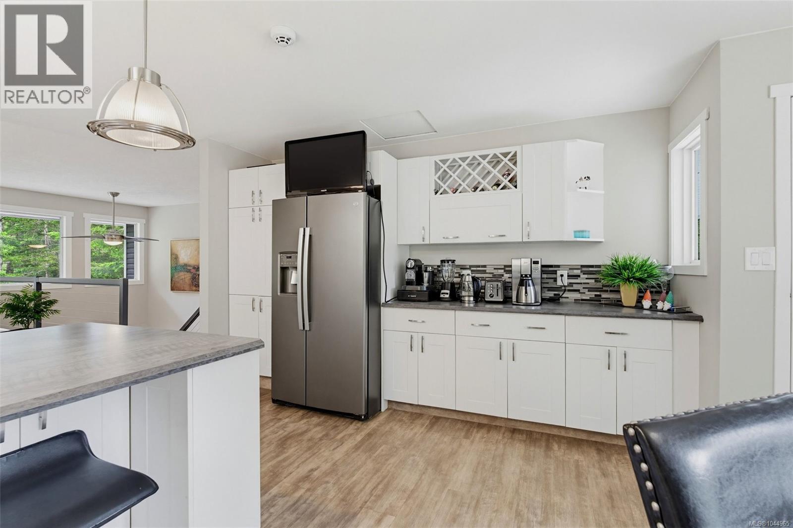 7910 Tugwell Rd - Image 27