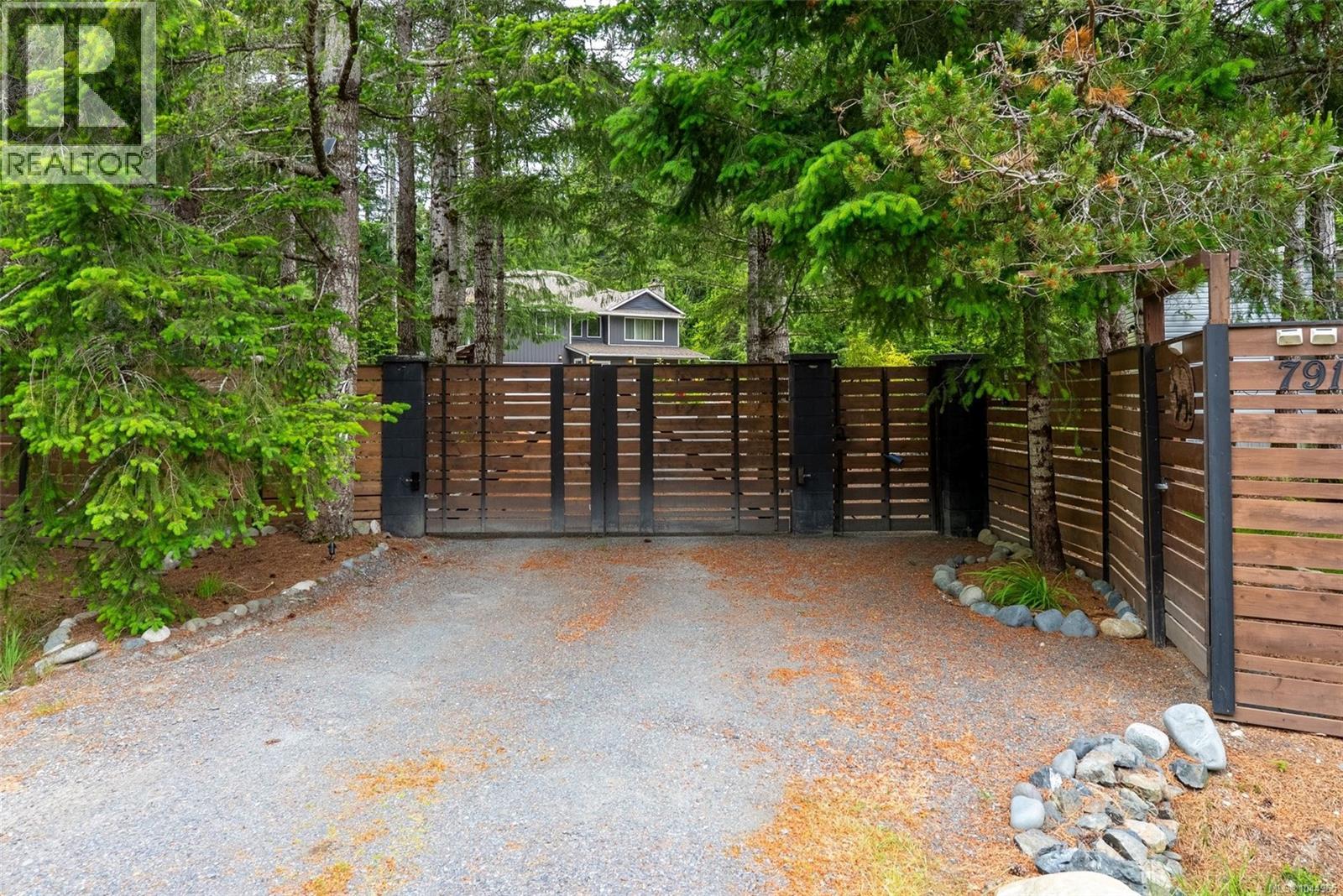 7910 Tugwell Rd - Image 3