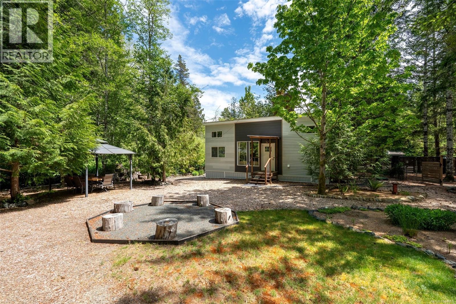 7910 Tugwell Rd - Image 63