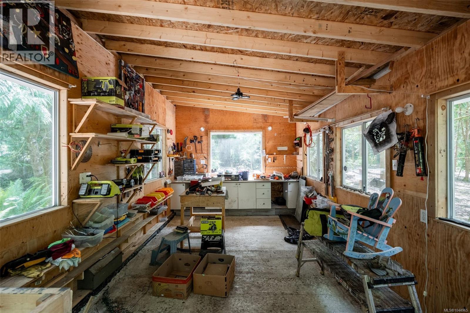 7910 Tugwell Rd - 73