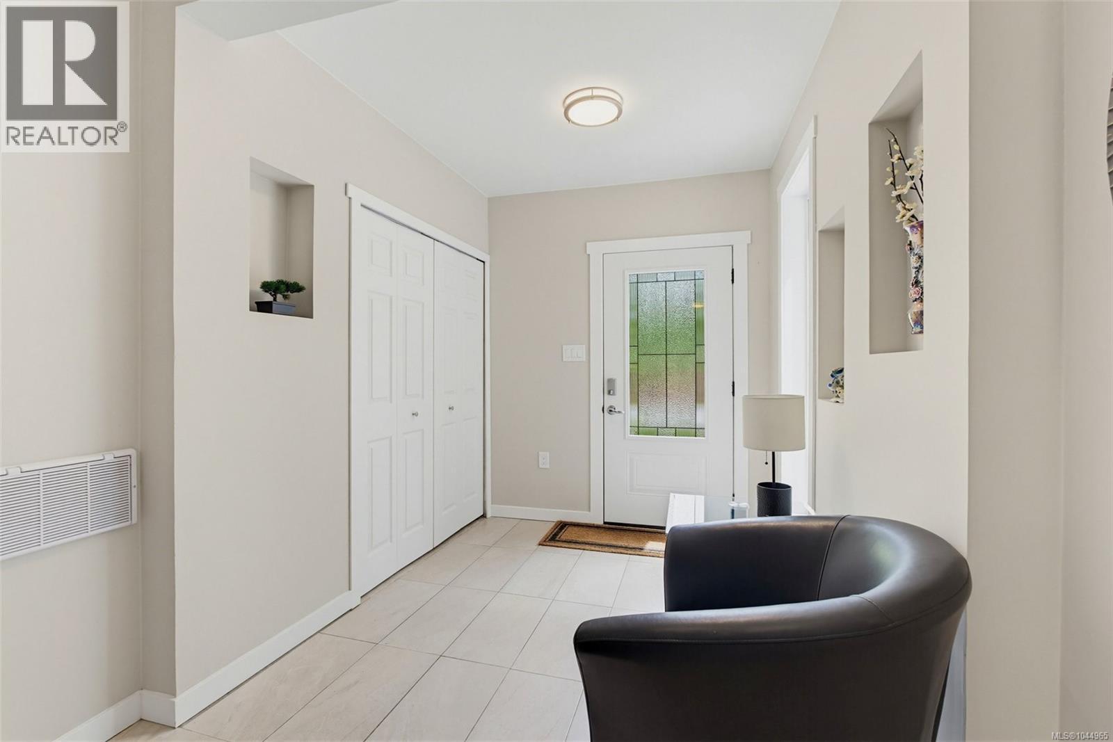 7910 Tugwell Rd - 8