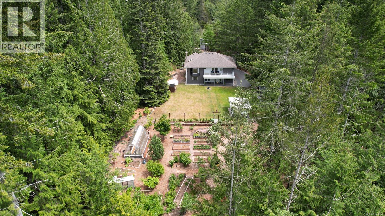 7910 Tugwell Rd - 84