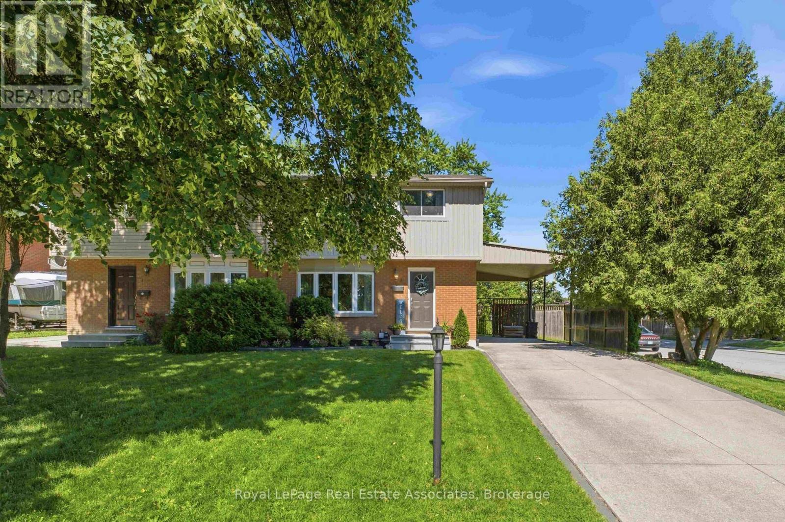 Photo of 2 Wedgewood Avenue