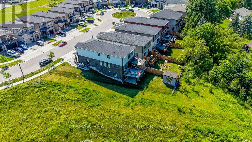 924 CHAPEL HILL COURT - 46