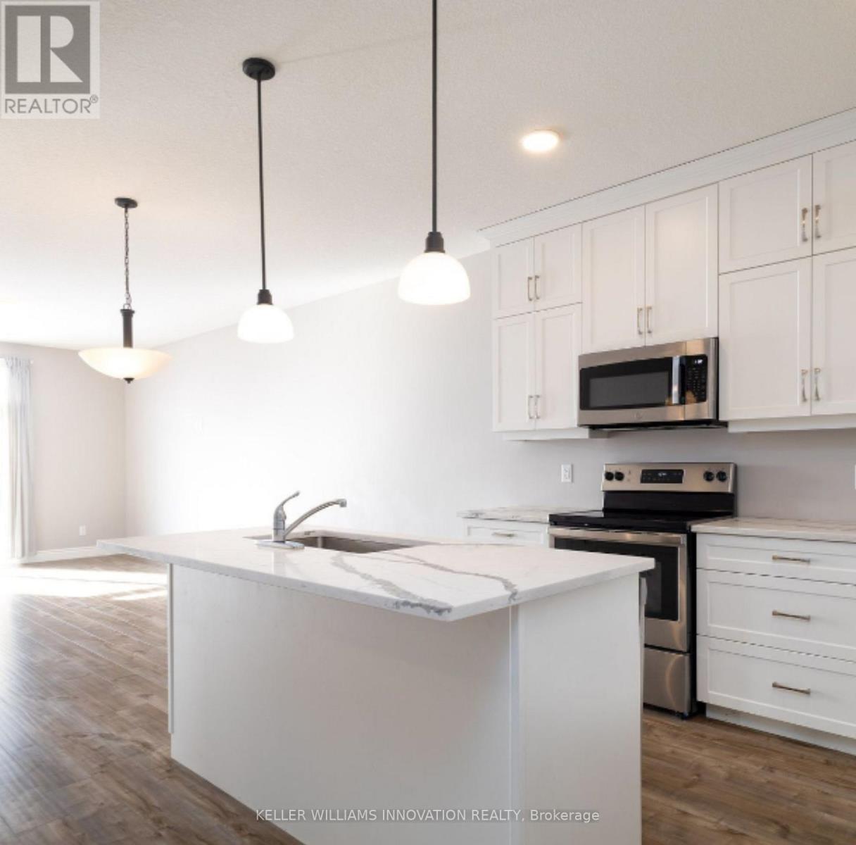 280 KEESO LANE, North Perth (Listowel) — photo 2