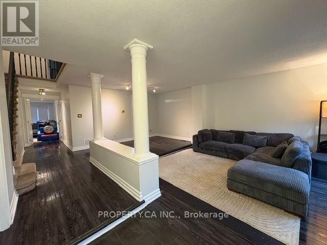 3 WATERFORD CRESCENT - 3
