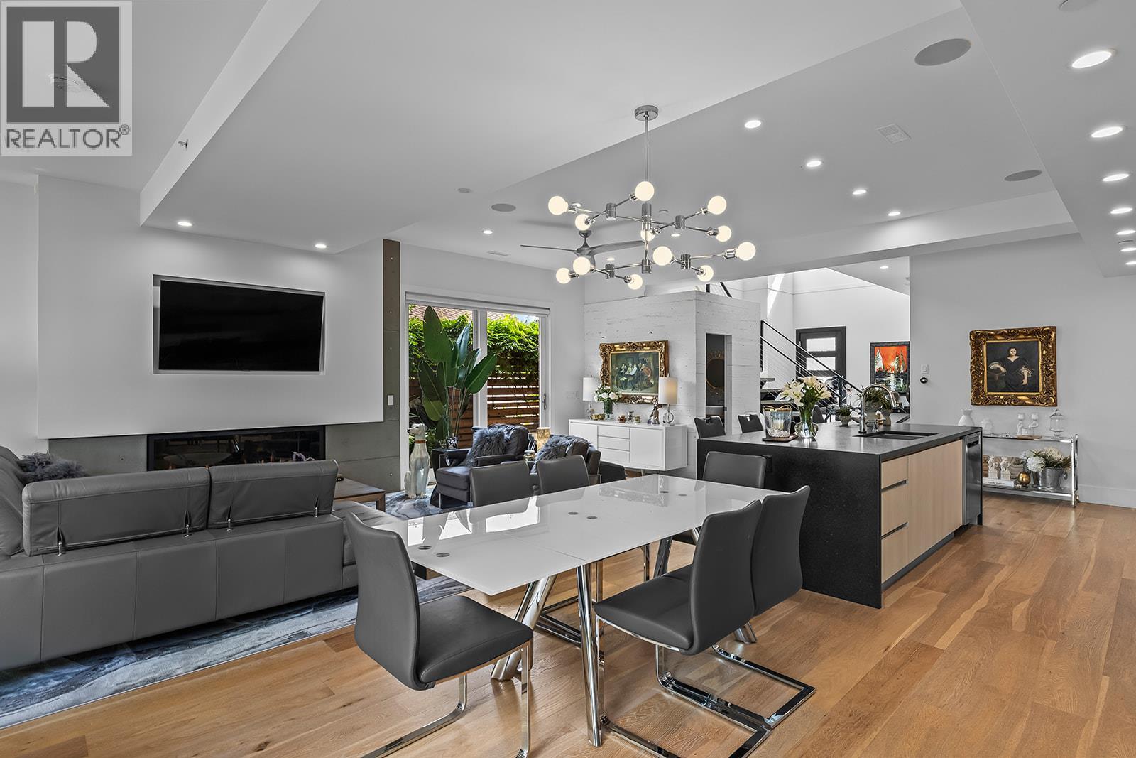  2248 Abbott Street, Kelowna