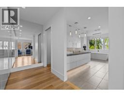 2248 Abbott Street Lot# Strata Lot, Kelowna, BC V1Y1E1 Photo 35
