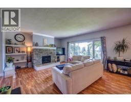 Kitchen - 2848 Glasgow Road, West Kelowna, BC V4T1J7 Photo 12