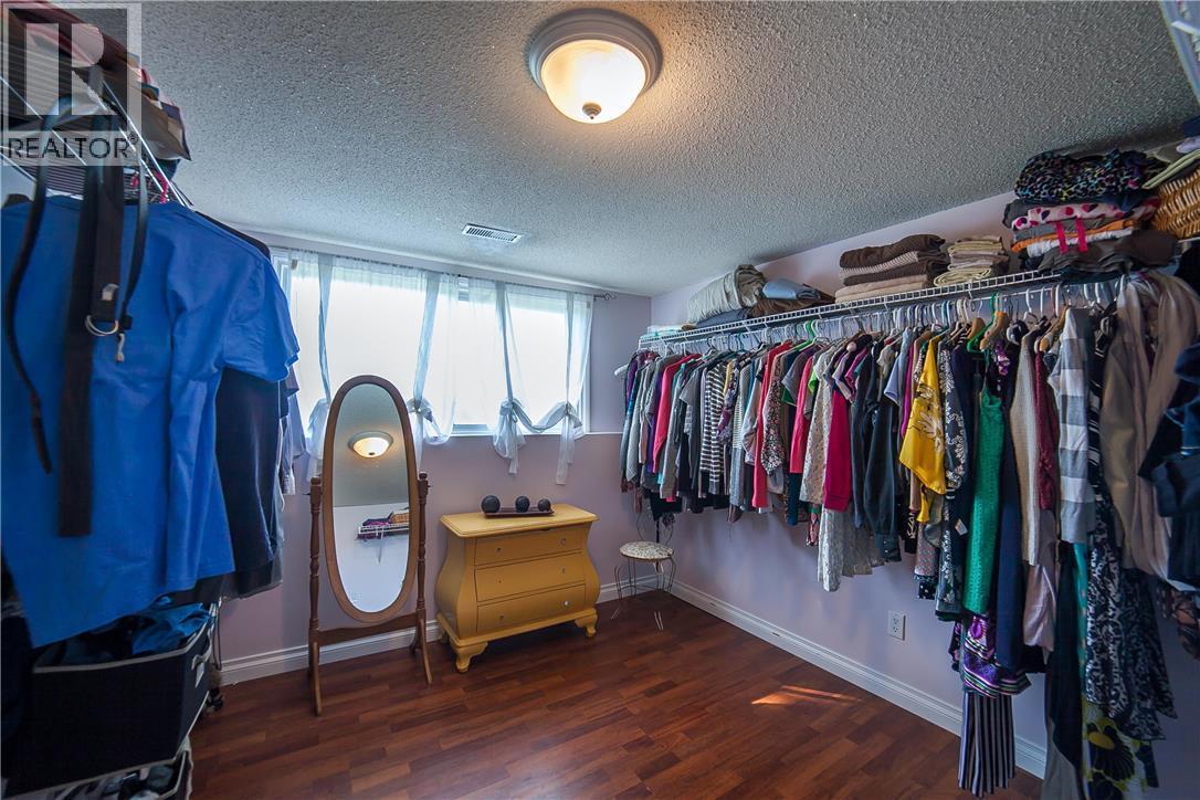2848 Glasgow Road - 23
