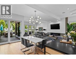 Full ensuite bathroom - 2248 Abbott Street Lot# Strata Lot, Kelowna, BC V1Y1E1 Photo 7