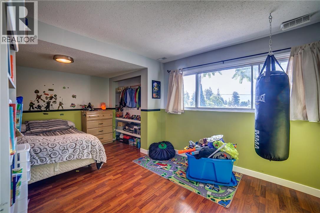 2848 Glasgow Road - Image 20