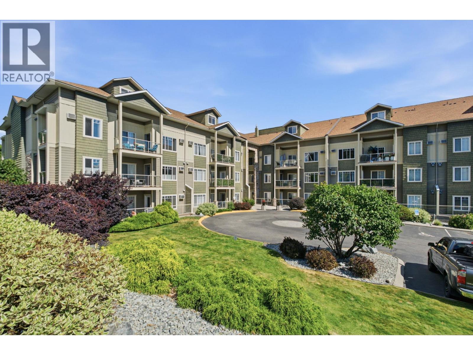 #214 2120 Shannon Ridge Drive - 2