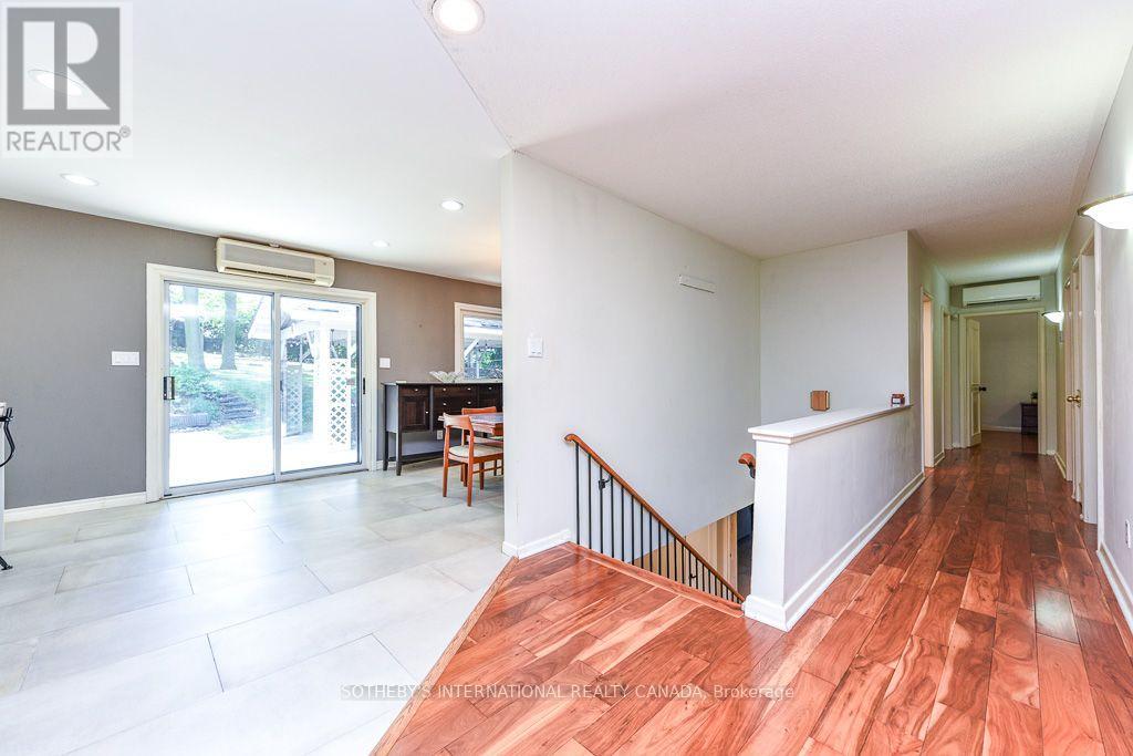 31 QUEENSBOROUGH CRESCENT - Image 19