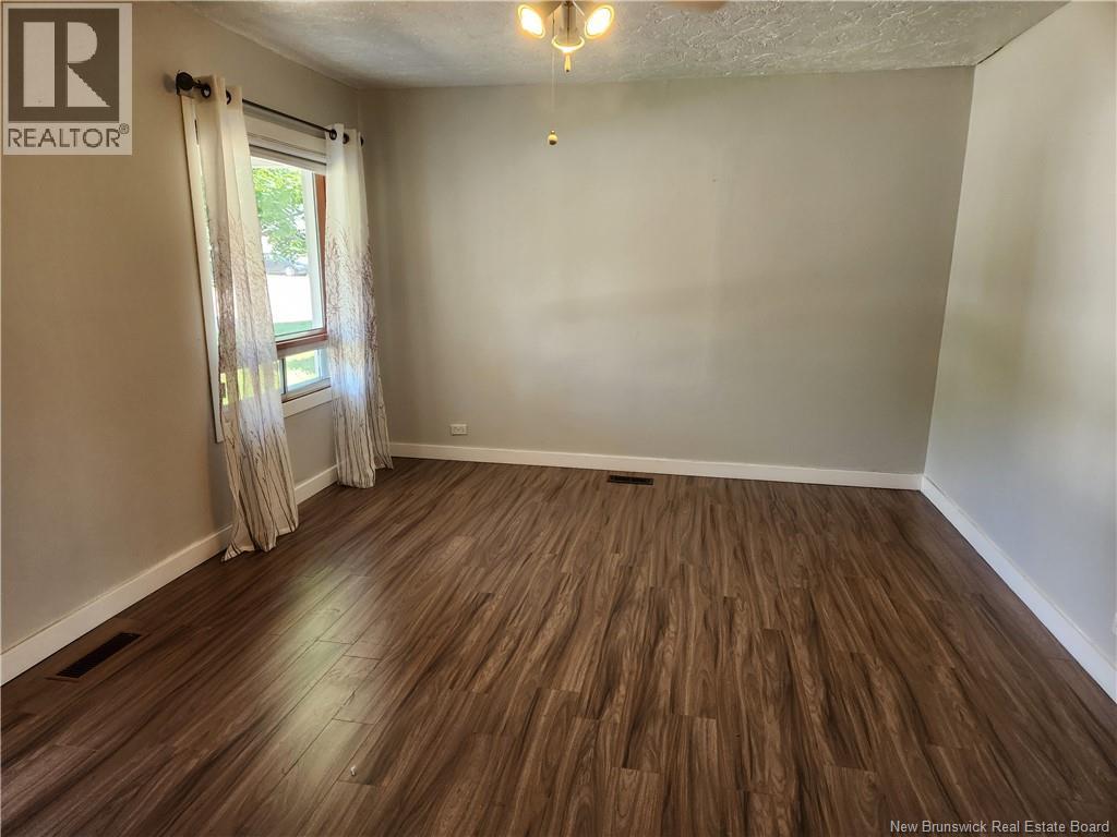 56 Airport Street, Dieppe — photo 3