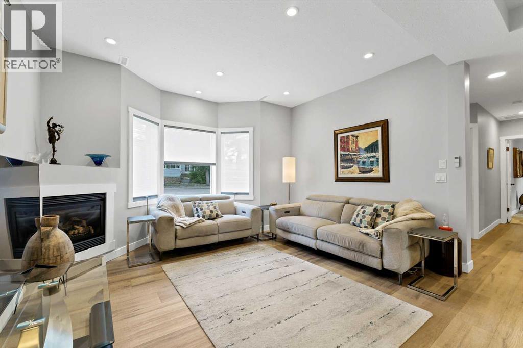 212 6 Street SE - Image 9