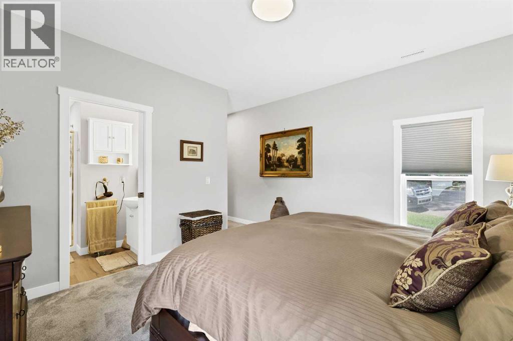 212 6 Street SE - Image 28