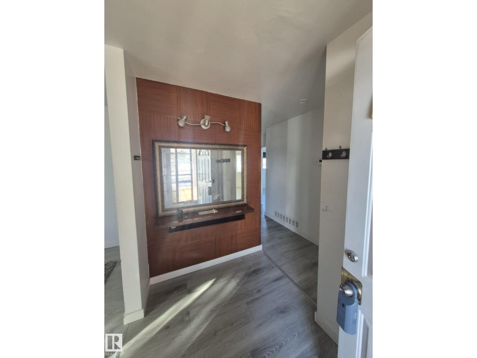 7920 Argyll RD NW - 7