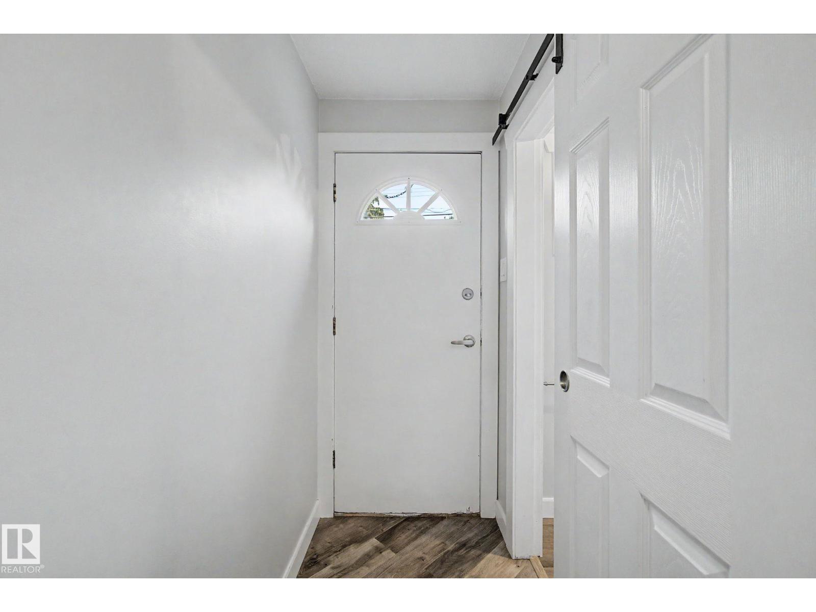 5142 106A ST NW - 19