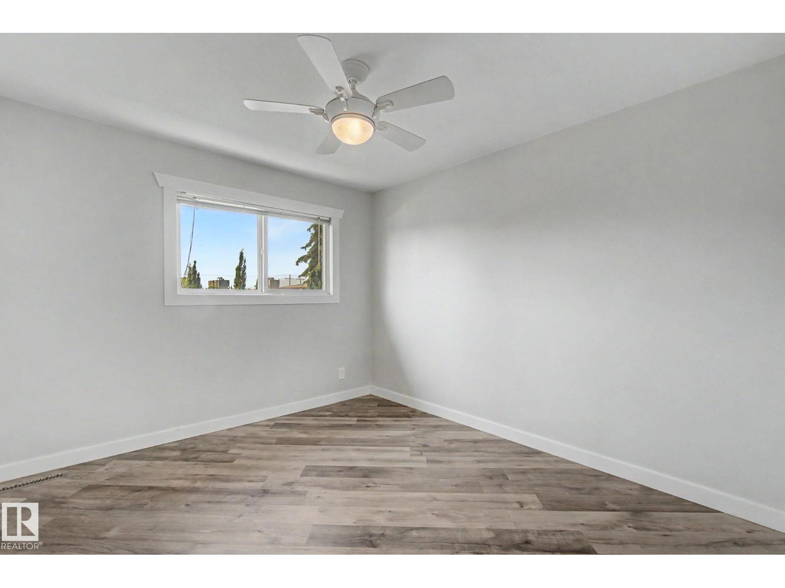 5142 106A ST NW - 29